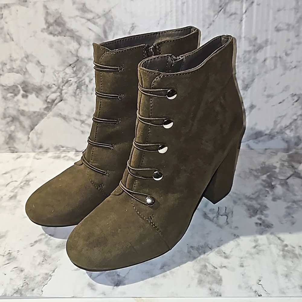 Business casual booties